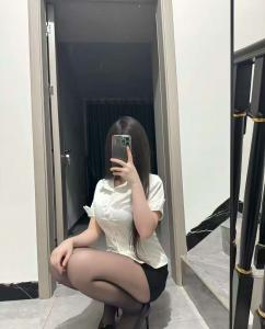 614099310: Chica busca chico en Madrid