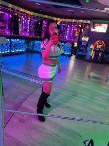 643674849: Chica busca chico en Burgos