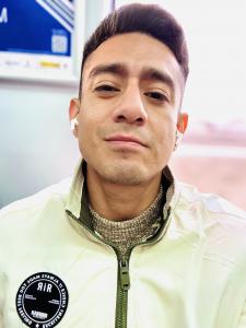 633073060: Chico busca chica en Madrid