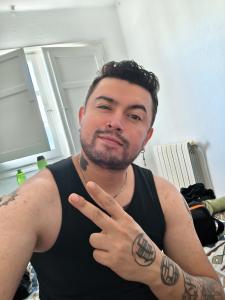 601928626: Chico busca chica en Valencia