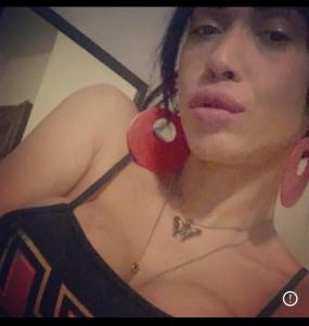674987090: Travesti en León
