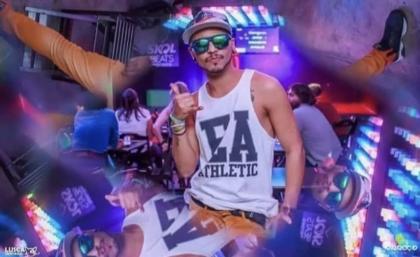 604353513: Chico busca chica en Gerona