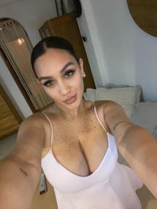 631867934: Chica busca chico en Jaén