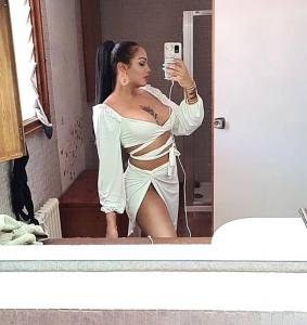 601864593: Transexual en Gerona