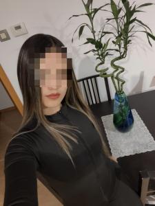 614731322: Chica busca chico en Cantabria