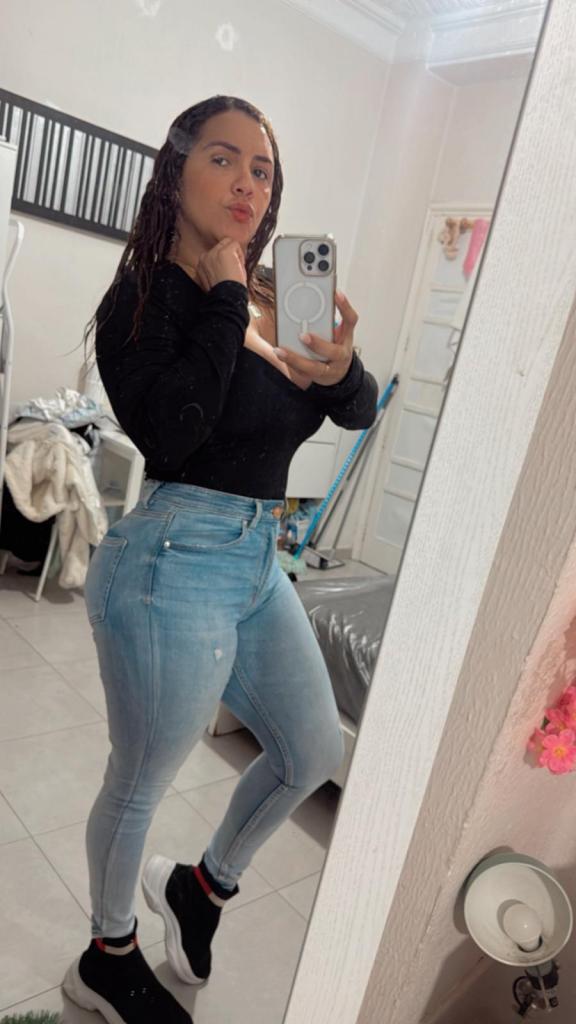 614956800: Chica busca chico en Valencia