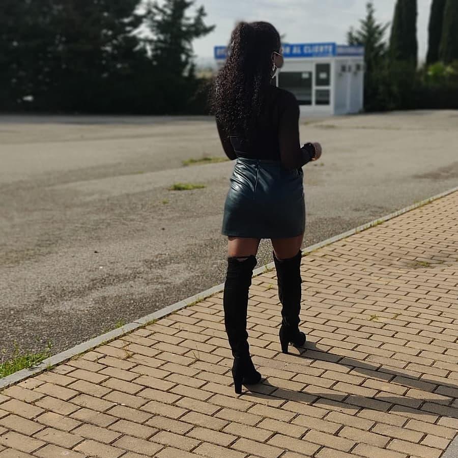 Chica busca chico en Valencia: 