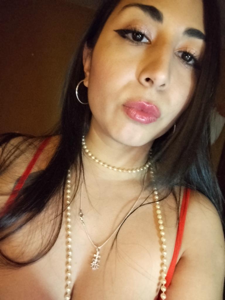 Chica busca chico en Granada: 