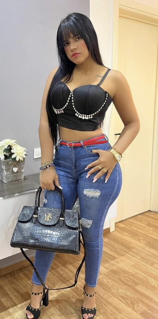 Chica busca chico en Granada: 