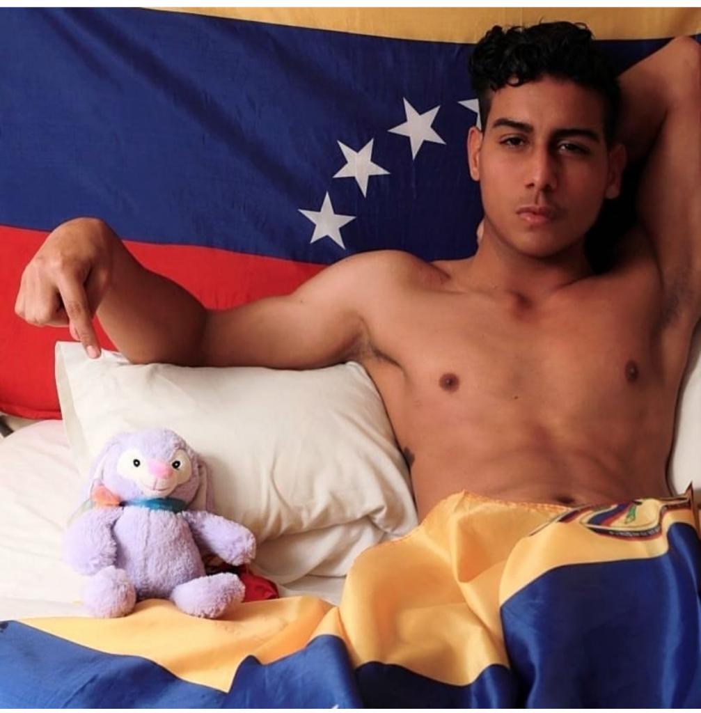 Chico busca chica en Málaga: 