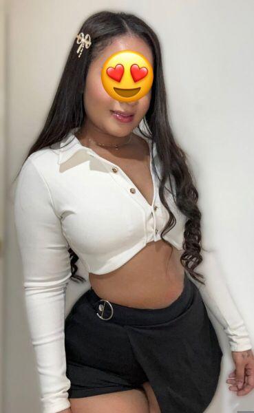 614634456: Chica busca chico en La Coruña