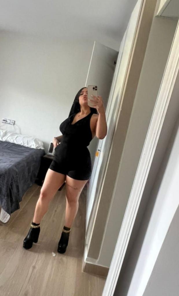 Chica busca chico en Barcelona: 