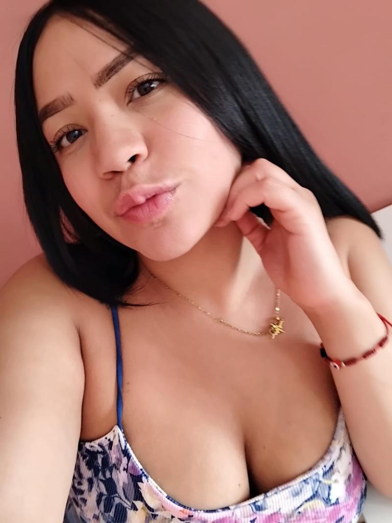 Chica busca chico en Barcelona: Chica busca chico