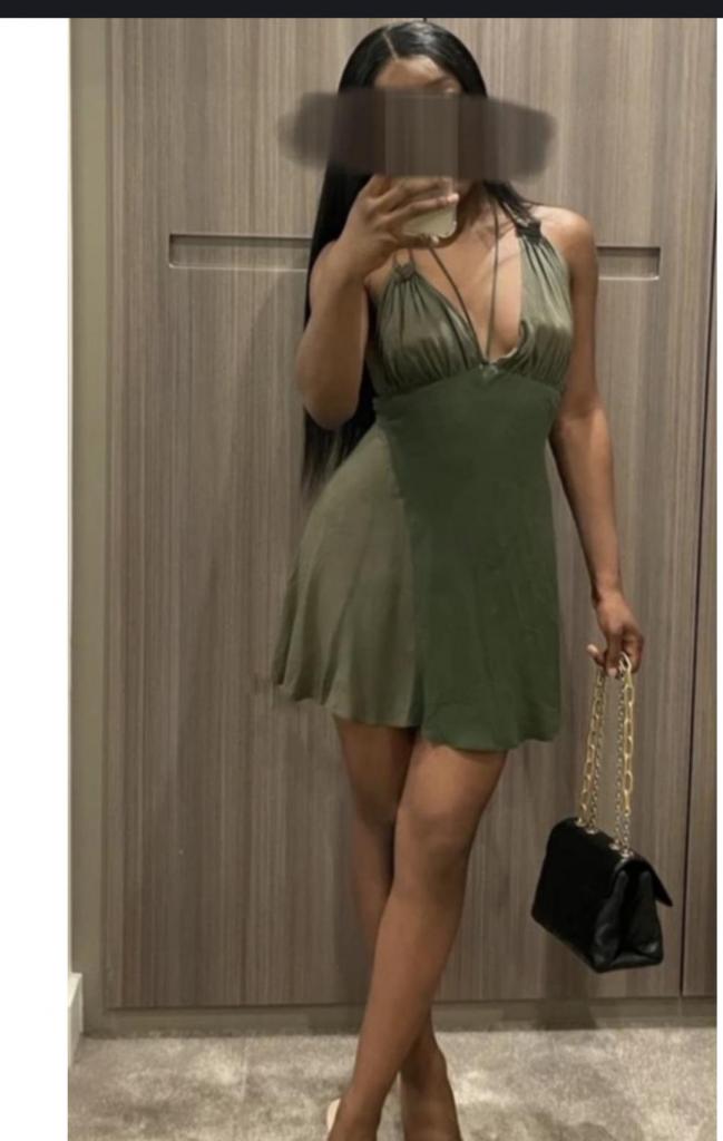 Chica busca chico en Almería: 