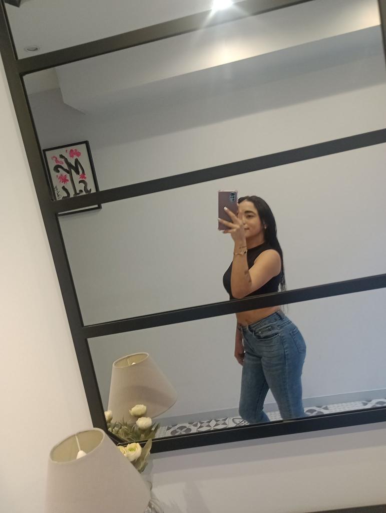 Chica busca chico en Barcelona: 