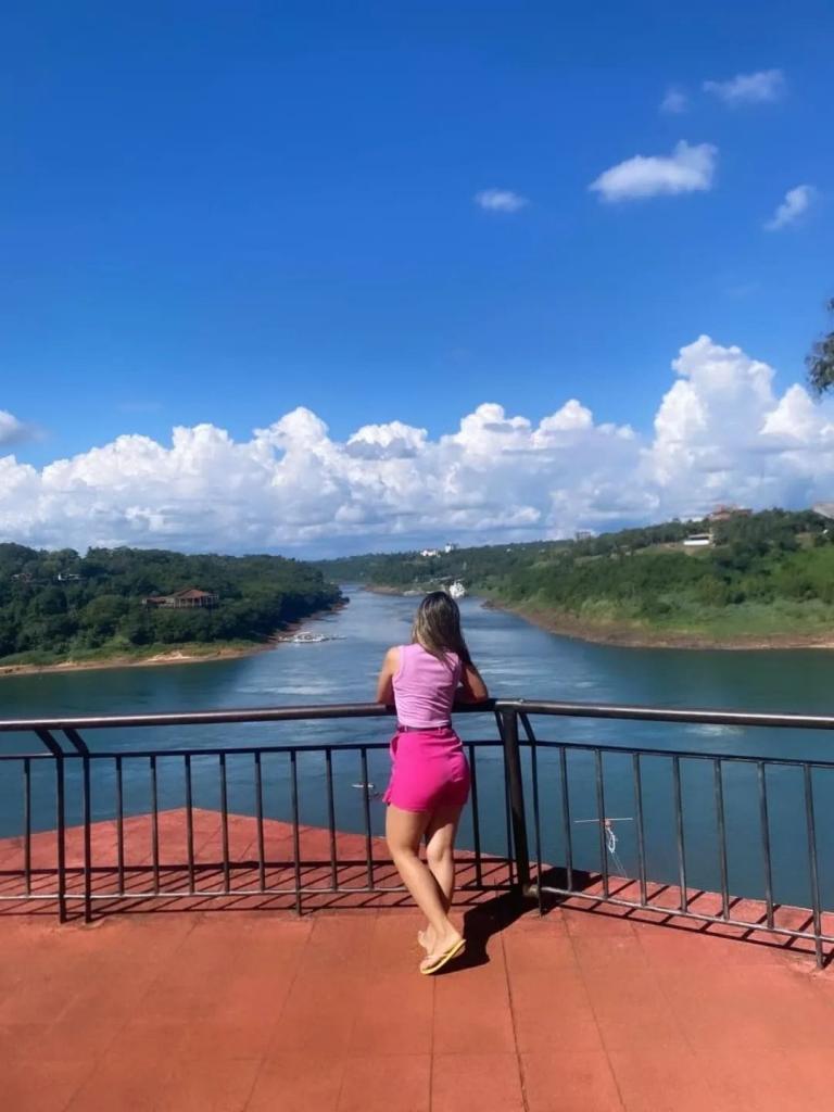 Chica busca chico en Cuenca: 