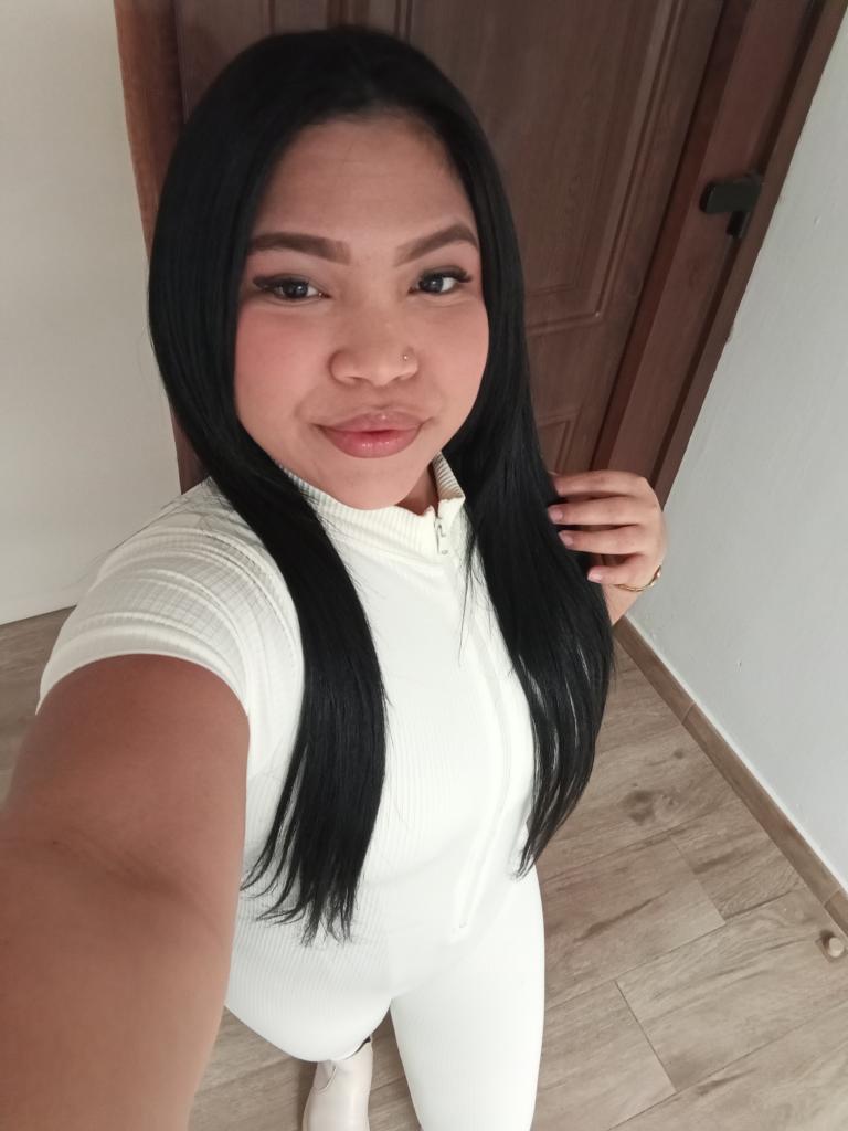 Chica busca chico en Cádiz: 