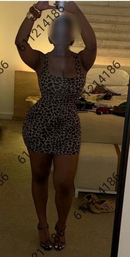 Chica busca chico en Cádiz: 