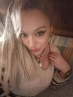 613958151: Chica busca chico en La Coruña