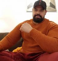 687716981: Chico busca chica en Zaragoza