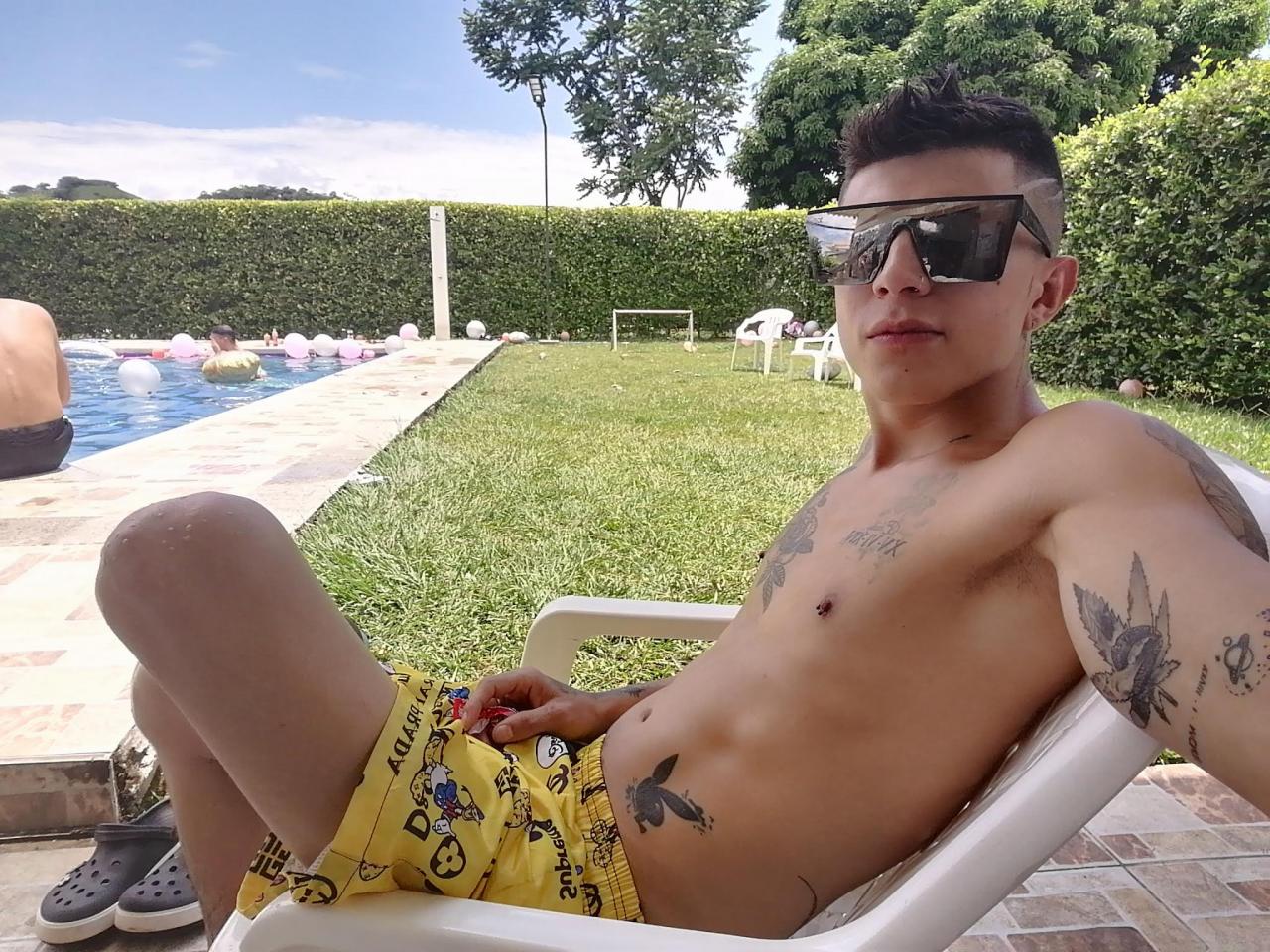 Chico busca chica en Barcelona: 