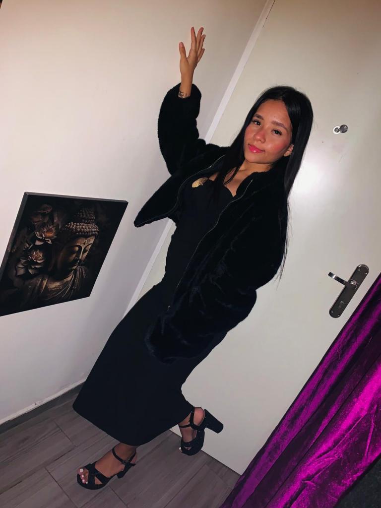 Chica busca chico en Madrid: 