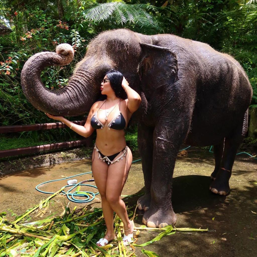 Chica busca chico en León: 