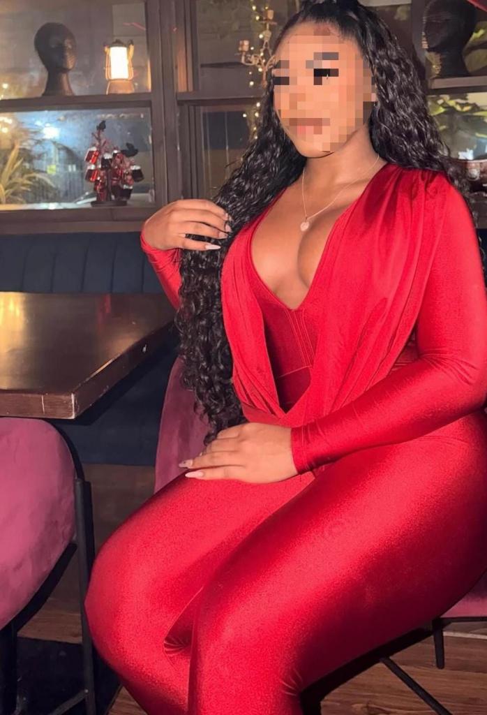 Chica busca chico en Murcia: 