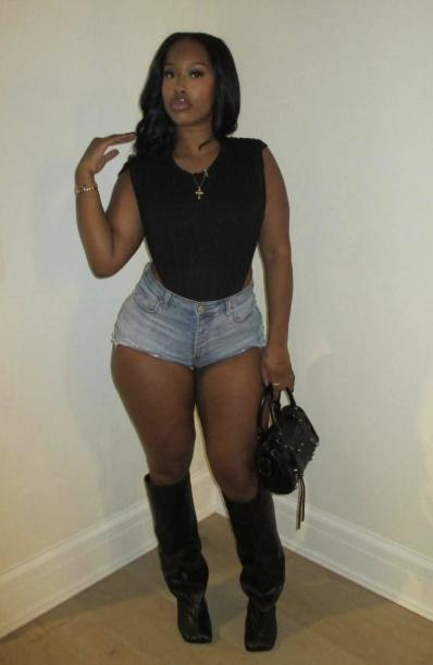 Chica busca chico en Cuenca: 