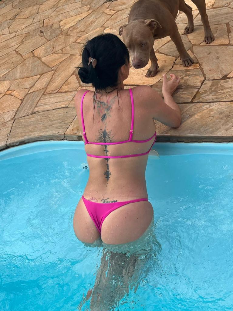 623455202: Chica busca chico en Gerona