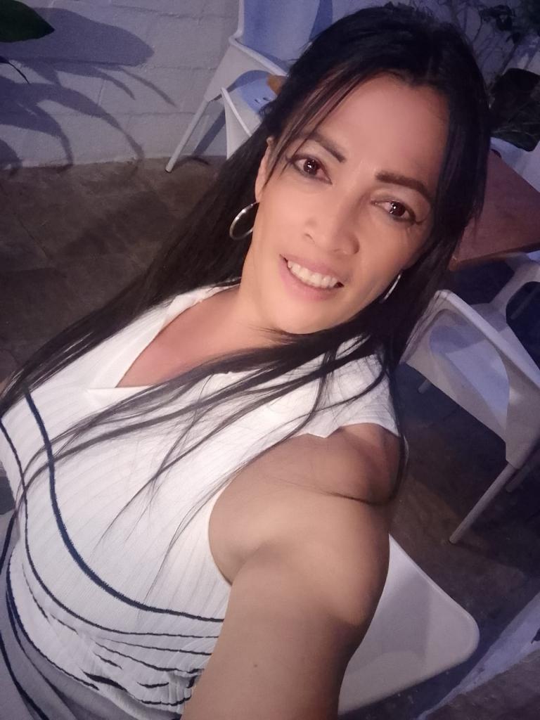 667457791: Travesti en Jaén