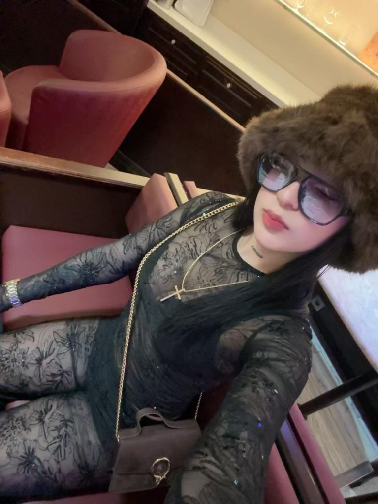 Chica busca chico en Asturias: 