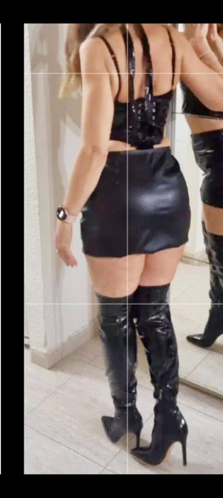 Chica busca chico en Almería: 