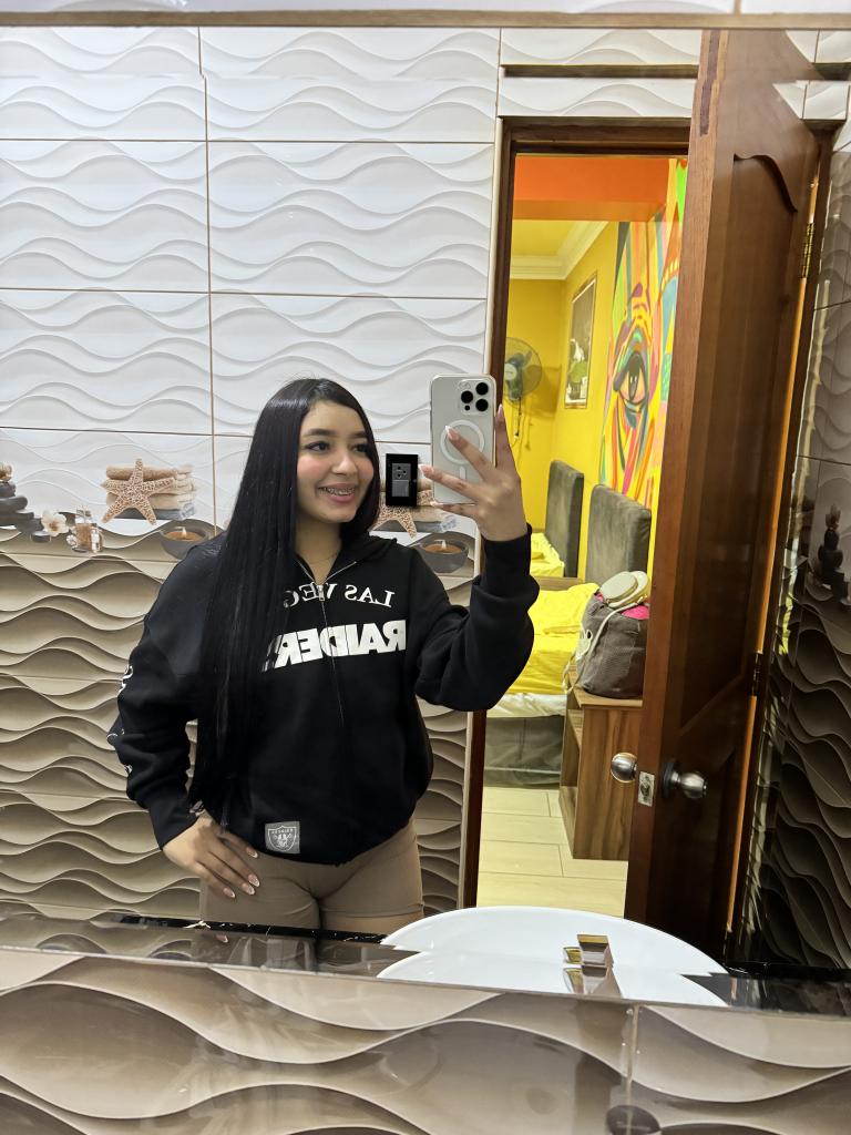 Chica busca chico en Madrid: Chica busca chico