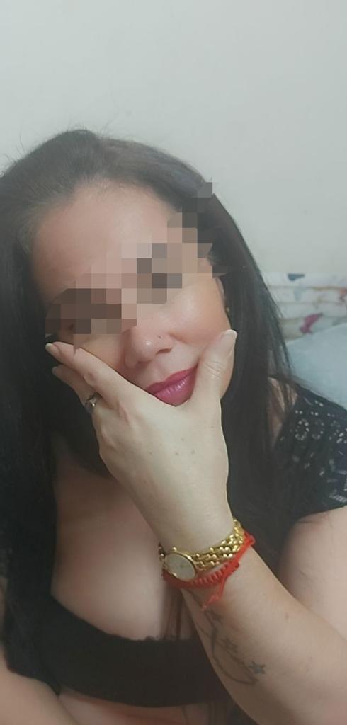 663799412: Chica busca chico en Murcia