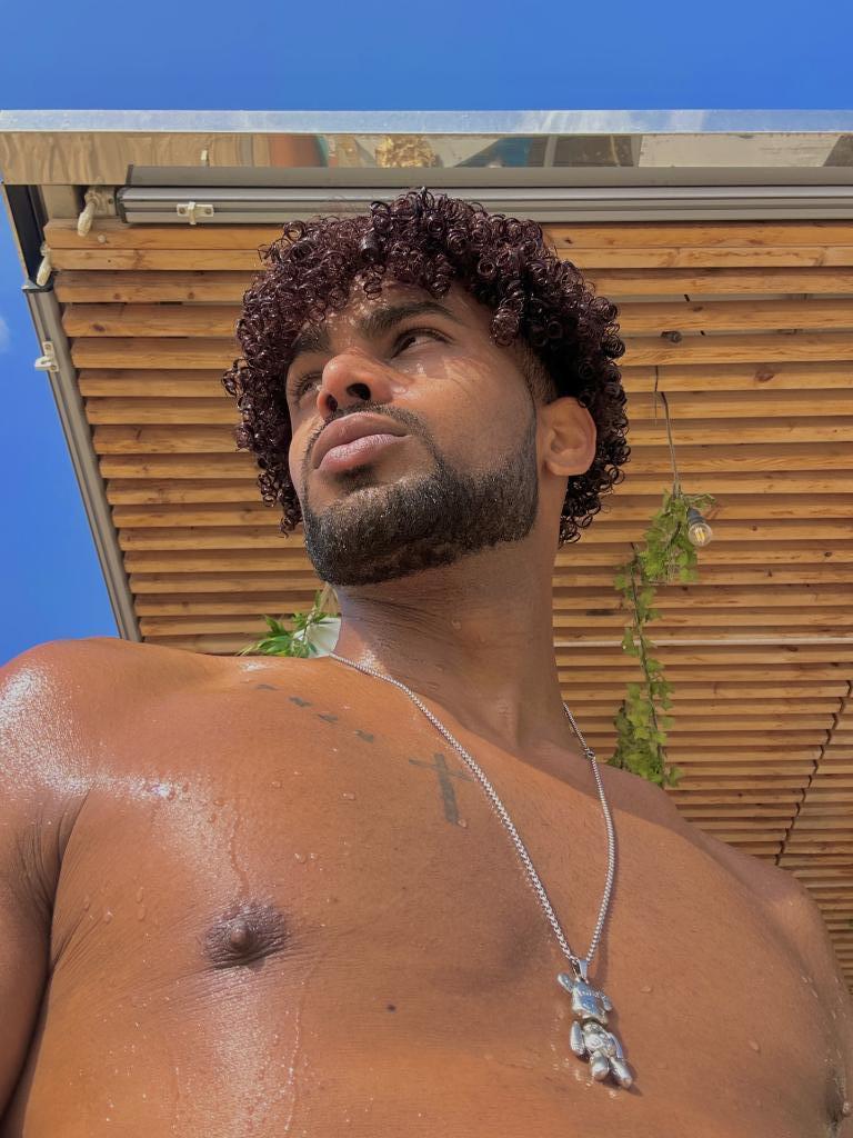 Chico busca chica en Barcelona: 