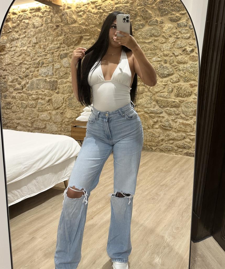 697708396: Chica busca chico en Asturias