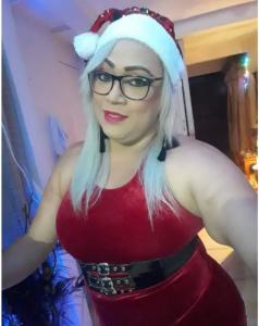 697429076: Transexual en Badajoz