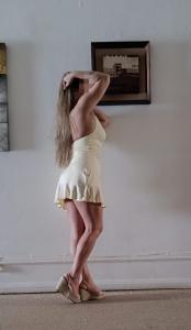 658921773: Chica busca chico en Pontevedra