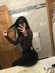 613661055: Chica busca chico en Pontevedra