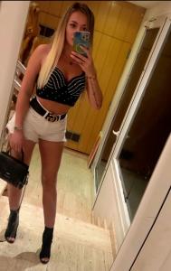 672863933: Chica busca chico en Lérida