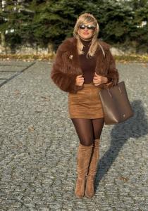 653564931: Chica busca chico en Murcia