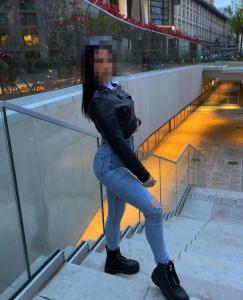 613661055: Chica busca chico en Pontevedra