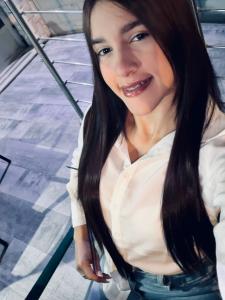 614915359: Chica busca chico en Almería