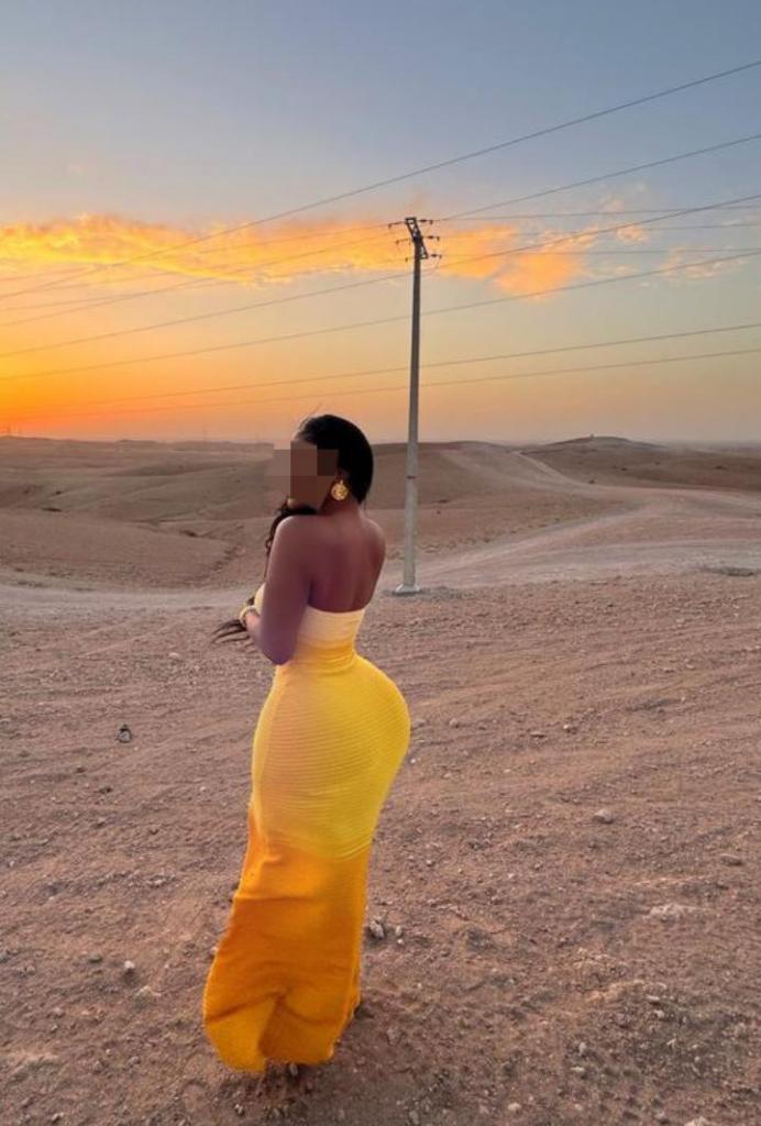 647619272: Chica busca chico en Granada