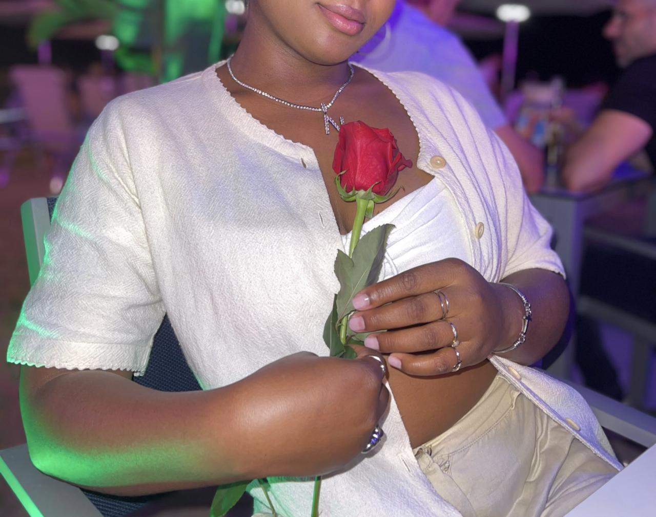 672530012: Chica busca chico en Málaga