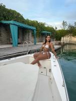 603184341: Chica busca chico en Barcelona