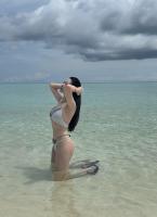 654976643: Chica busca chico en Barcelona