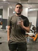 667839646: Chico busca chica en Valencia