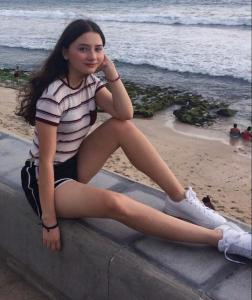 602316431: Chica busca chico en Madrid